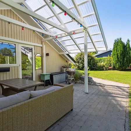 Σπίτι διακοπών Kolja - 525m From The Sea By Interhome *